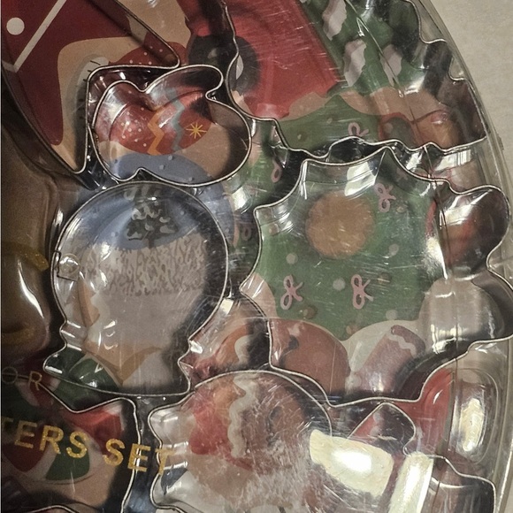 CWC Holiday Cookie Cutter Set - Festive Multicolor - Picture 5 of 8